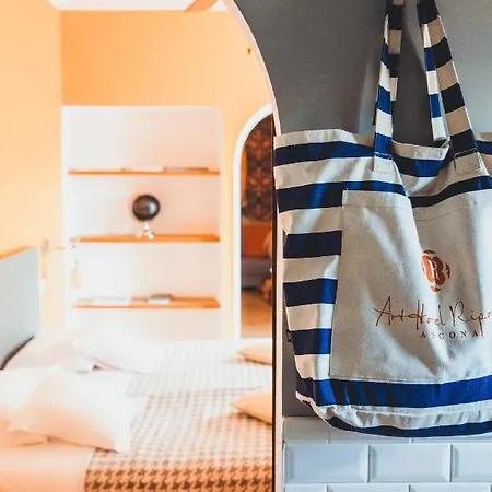 ホテル Art Riposo アスコナ