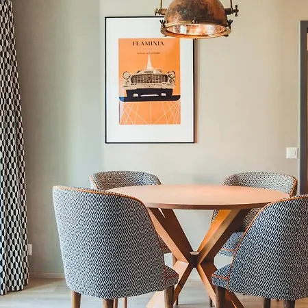 Art Riposo ホテル